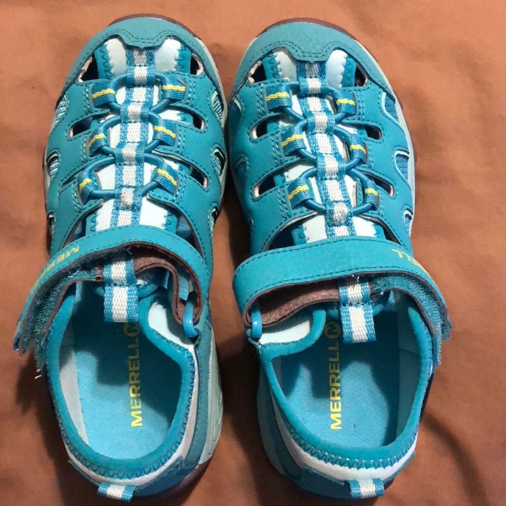 Merrill girls hiker shoes